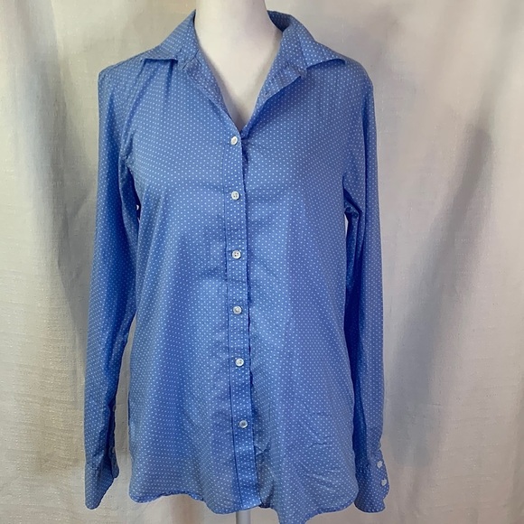 Gap Fitted Blue and White Polka Dot Button Down - Picture 3 of 13
